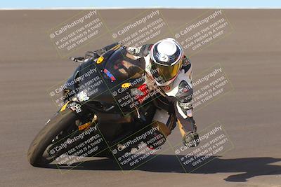 media/Sep-11-2022-SoCal Trackdays (Sun) [[81b7e951af]]/Bowl (820am)/